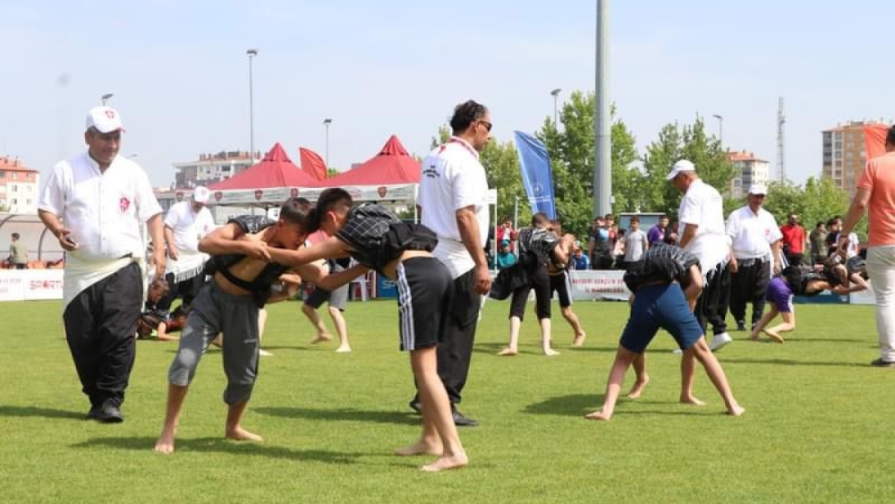 Minik güreşçiler Türkiye Şampiyonası il seçmelerinde mücadele edecek